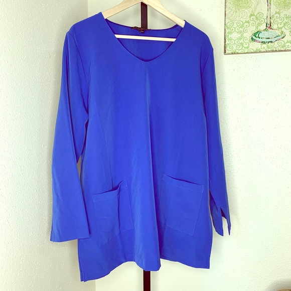 Eloquii Tops - Eloquii ultra blue stretch career tunic 18w